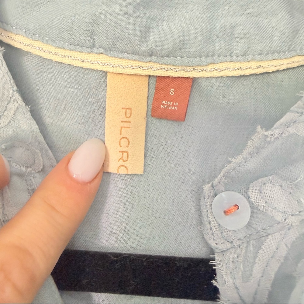 Anthropologie Pilcro Bella Femme Light Blue Button Down Top, 3/4 Puff Sleeve SM - Picture 6 of 12